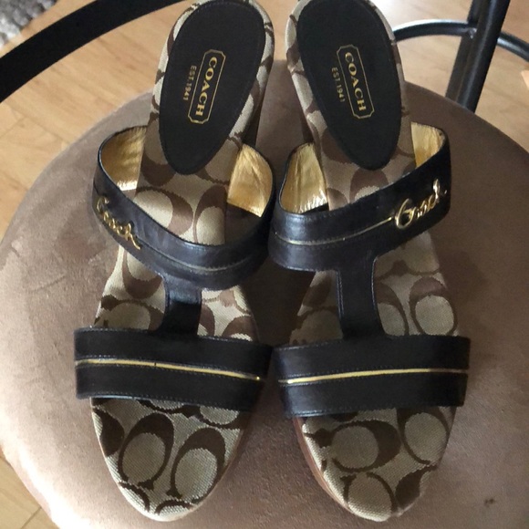 EUC Coach heels - FIRM PRICE! - Picture 2 of 6